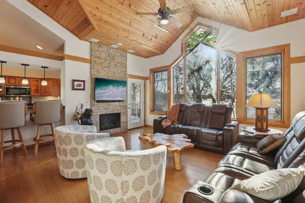 1140 S Gillette Drive #5, Wisconsin Dells, WI 53965