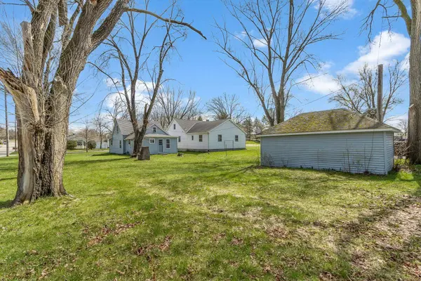 1031 Vine Street, Wisconsin Dells, WI 53965