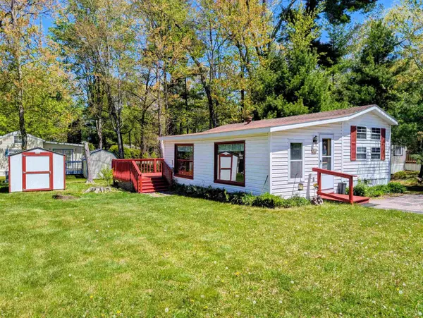 113 Wood Haven Drive #35, Wisconsin Dells, WI 53965