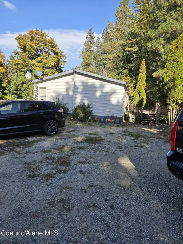 6647 Alderson Lane, Bonners Ferry, ID 83805