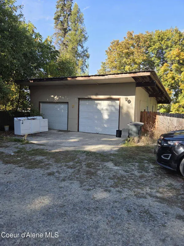 6647 Alderson Lane, Bonners Ferry, ID 83805