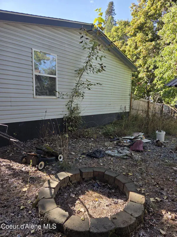 6647 Alderson Lane, Bonners Ferry, ID 83805