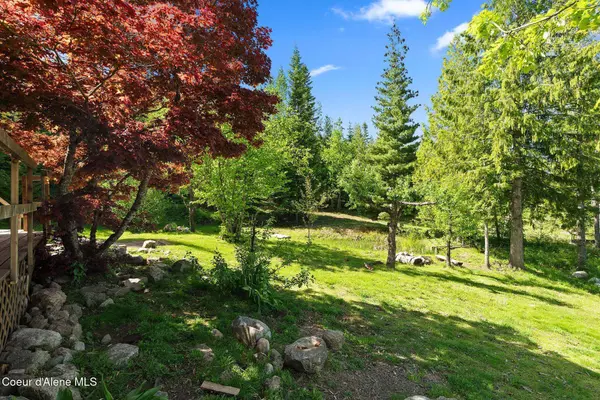 910 Otts Rd, Sagle, ID 83860