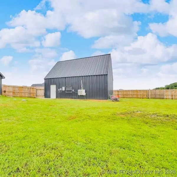 114 Wilson LOOP, Durant, OK 74701