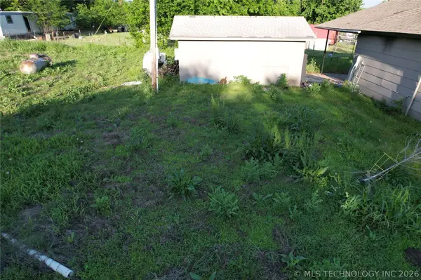 17112 Highway 32, Kingston, OK 73439