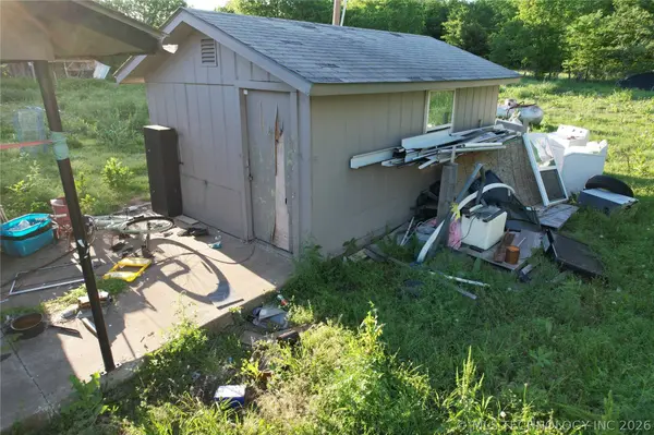 17112 Highway 32, Kingston, OK 73439