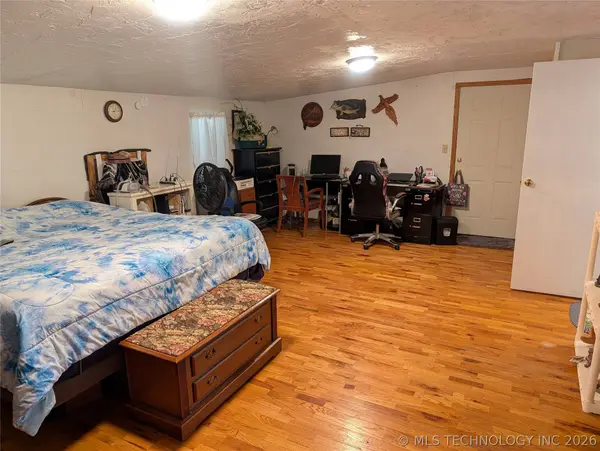 4104 Shay RD, Kingston, OK 73439