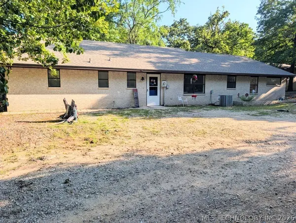 2702 Redbud LN, Kingston, OK 73439