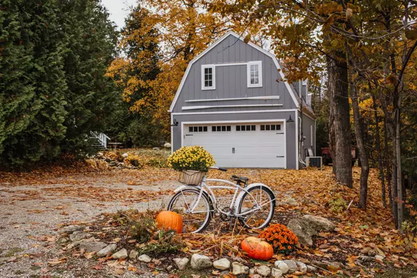 Why Fall is a Great Time to Buy or Sell a Home