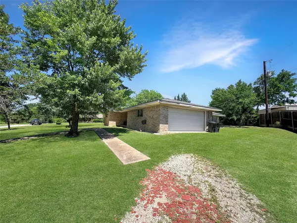 Sherman, TX 75090-3437,270 Newman Rd