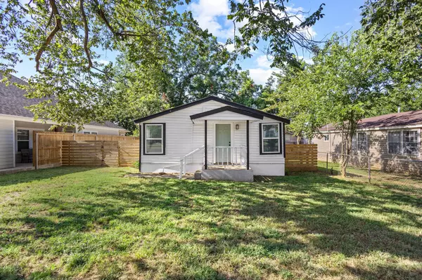 Denison, TX 75020-7913,1046 Dubois St