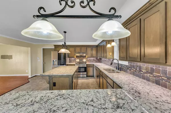 56088 S 580, Twin Oaks, OK 74359