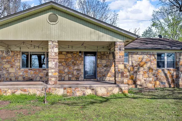 56088 S 580, Twin Oaks, OK 74359