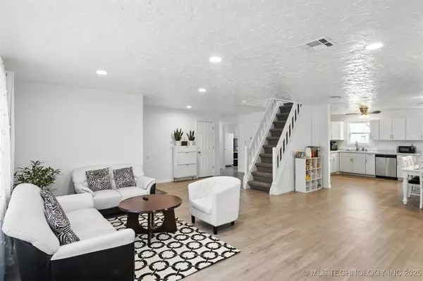 27719 S 610 RD, Bunch, OK 74931