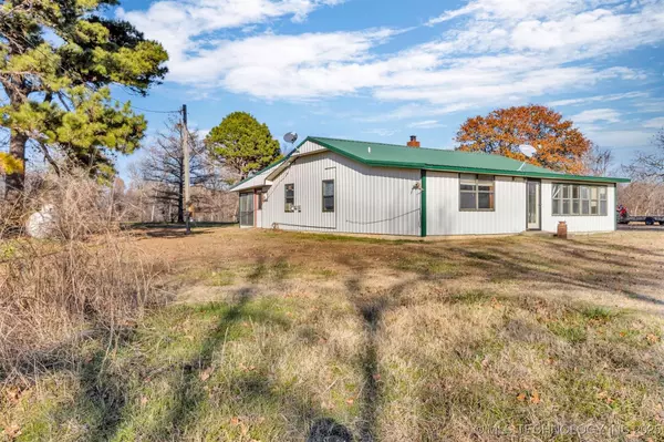 56826 County Road 710, Colcord, OK 74338