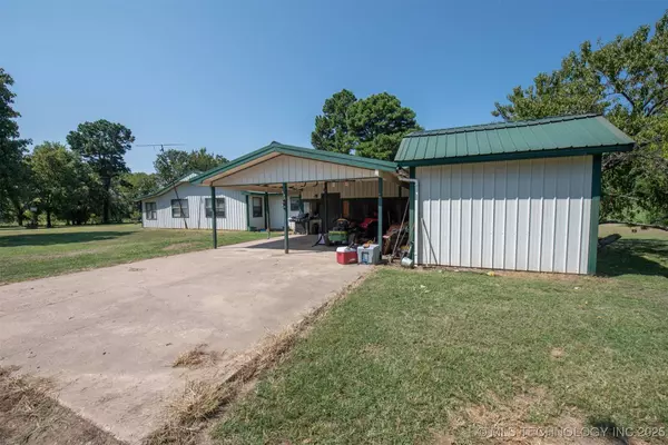 56826 County Road 710, Colcord, OK 74338