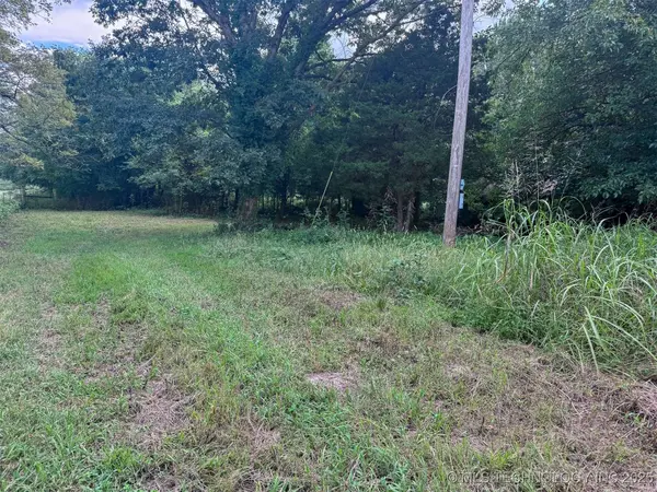 462986 E 830 RD, Stilwell, OK 74960