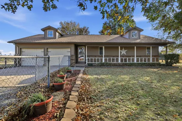 10015 E 632 RD, Peggs, OK 74452