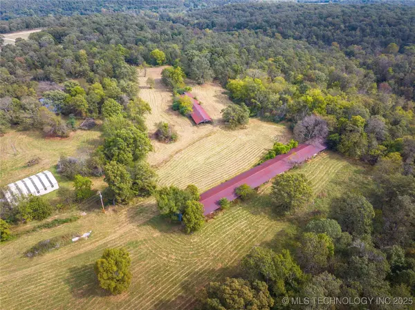 56826 County Road 710 RD, Colcord, OK 74338