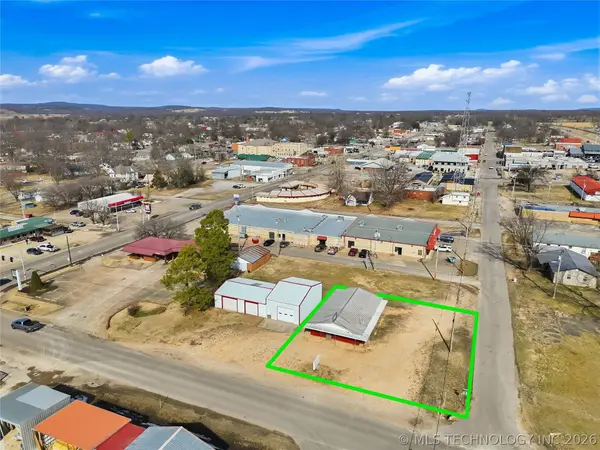 101 W Walnut ST, Stilwell, OK 74960