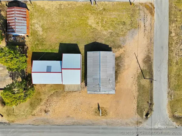 103 W Walnut ST, Stilwell, OK 74960