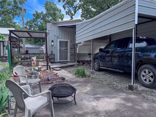 1336 Hemlock ST, Eucha, OK 74342