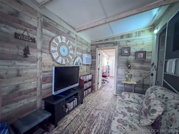 1336 Hemlock ST, Eucha, OK 74342