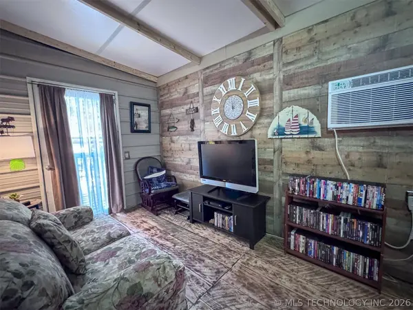 1336 Hemlock ST, Eucha, OK 74342