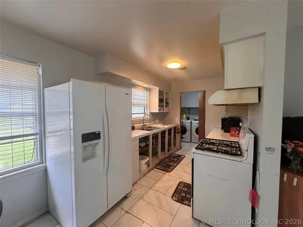 80852 S 4723 RD, Stilwell, OK 74960