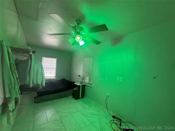 80852 S 4723 RD, Stilwell, OK 74960