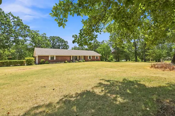 73502 Cyclone Hollow RD, Wagoner, OK 74467