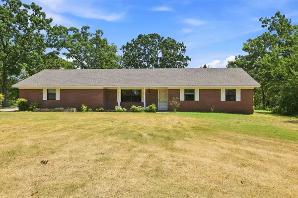 73502 Cyclone Hollow RD, Wagoner, OK 74467