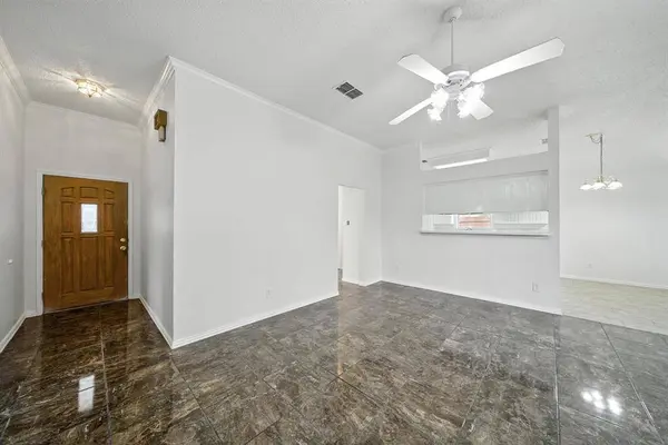5601 Fairway Circle, Haltom City, TX 76117