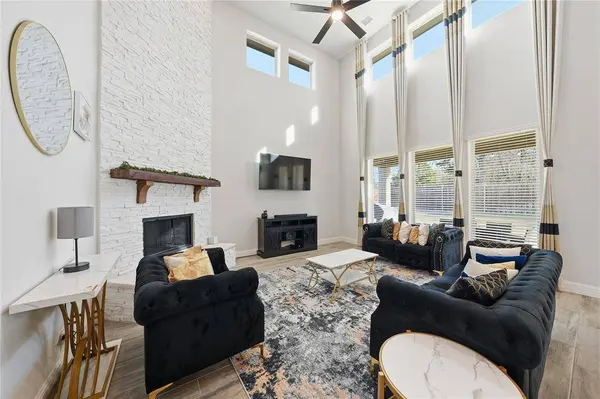 1026 Stillmeade Drive, Midlothian, TX 76065