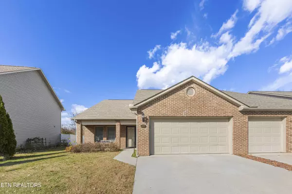 1218 Ernest McMahan Rd, Sevierville, TN 37862