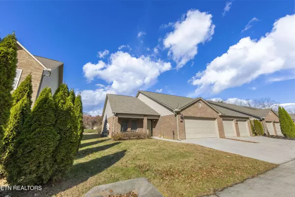 1218 Ernest McMahan Rd, Sevierville, TN 37862