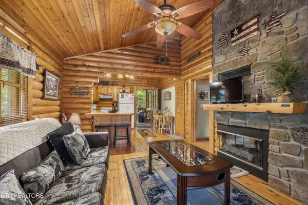 165 Smoky Mountain WAY, Sevierville, TN 37876