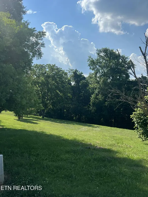 140 Hayden CT