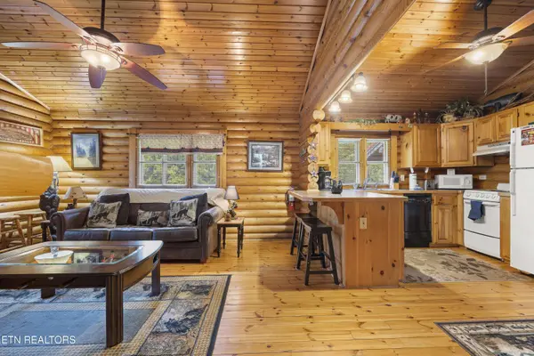 165 Smoky Mountain WAY, Sevierville, TN 37876