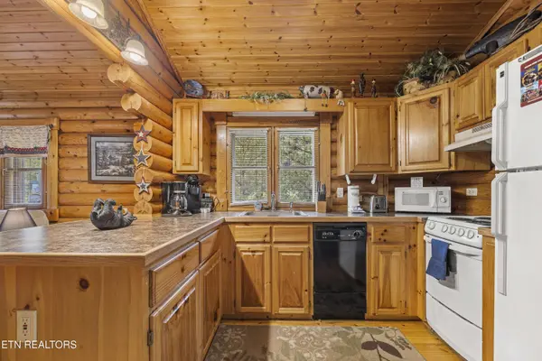 165 Smoky Mountain WAY, Sevierville, TN 37876