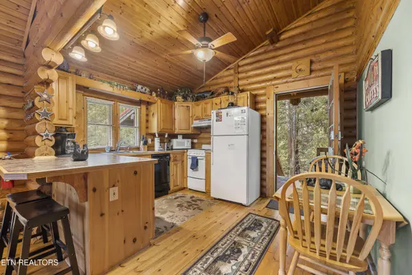 165 Smoky Mountain WAY, Sevierville, TN 37876