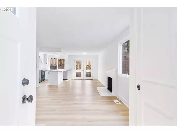 3198 SW 16TH CIR, Gresham, OR 97080