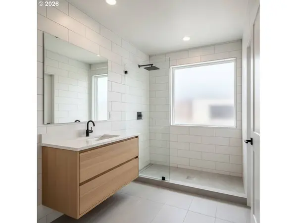 5845 NE PRESCOTT ST, Portland, OR 97218