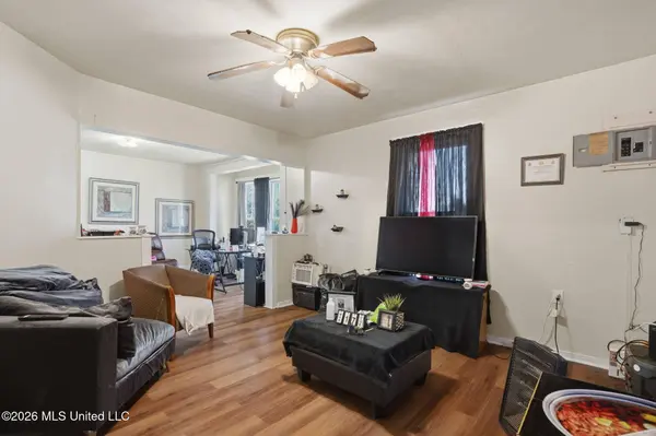 1005 Summit Street, Mccomb, MS 39648
