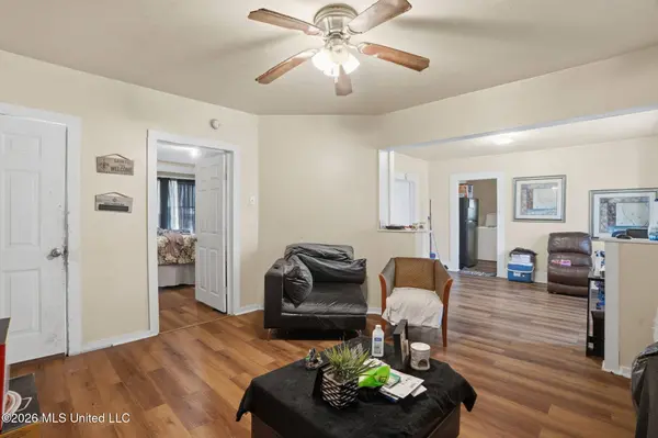 1005 Summit Street, Mccomb, MS 39648