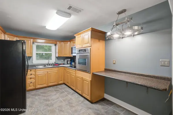 190 Ahern Drive, Biloxi, MS 39530