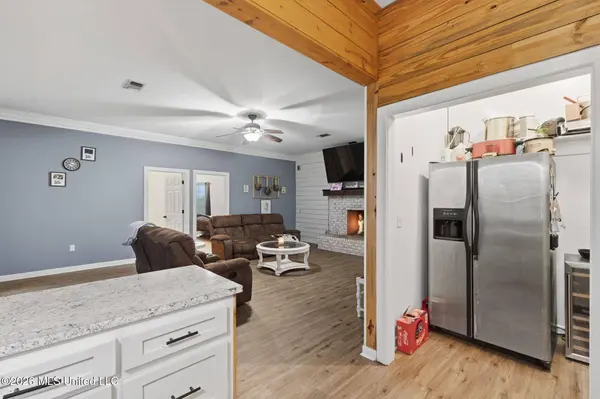 1310 W Border Avenue, Wiggins, MS 39577