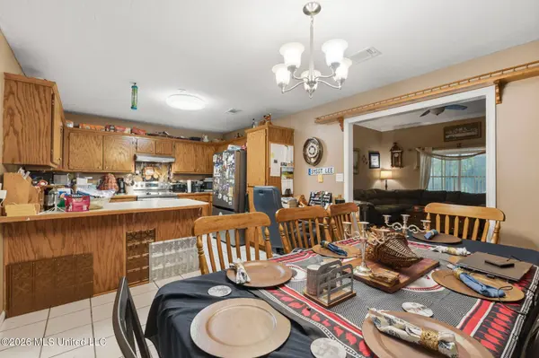 62 Kelly Rose Lane, Mchenry, MS 39561