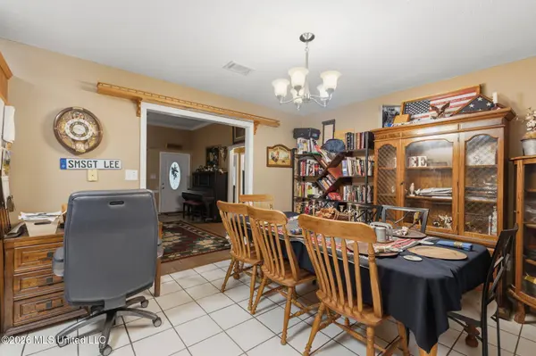 62 Kelly Rose Lane, Mchenry, MS 39561