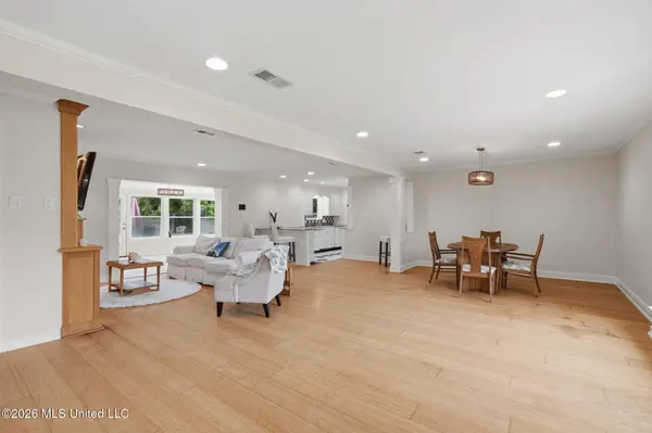104 S Seashore Avenue, Long Beach, MS 39560
